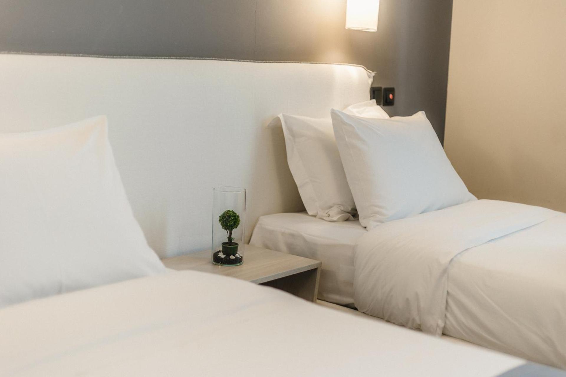 Infinity Hotel Gytheio 外观 照片