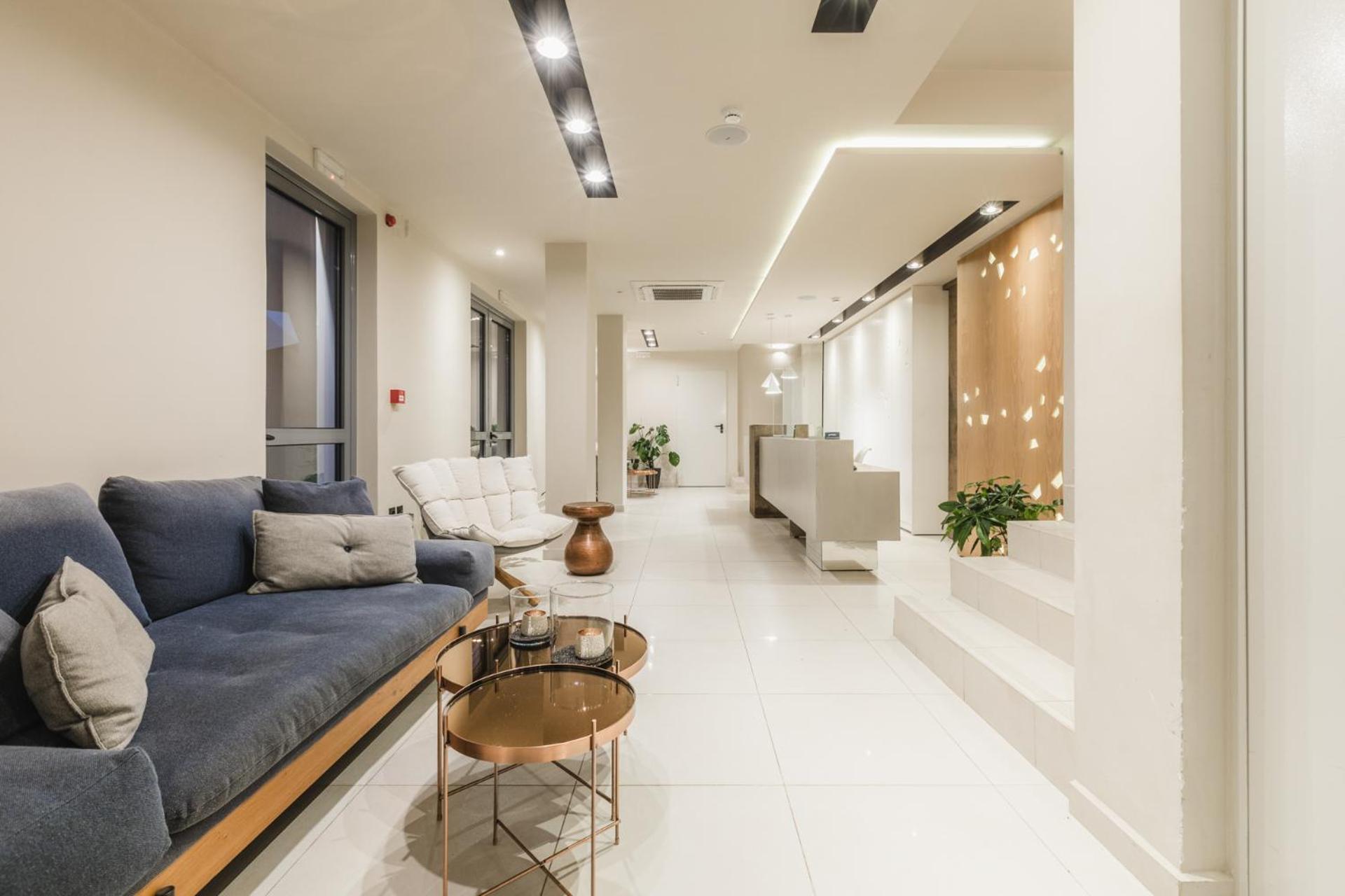 Infinity Hotel Gytheio 外观 照片