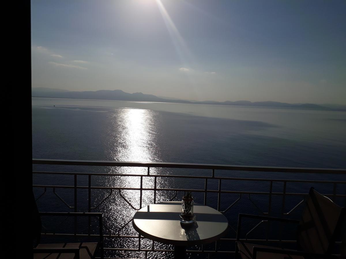 Infinity Hotel Gytheio 外观 照片